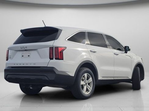 Used 2022 Kia Sorento LX AWD/4WD image 22