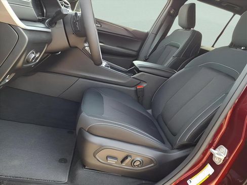 New 2025 Jeep Grand Cherokee Laredo X image 10