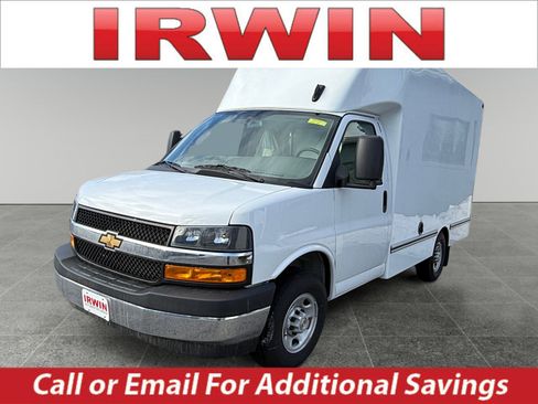 New 2025 Chevrolet Express 3500 Work Van w/ Power Convenience Package image 1