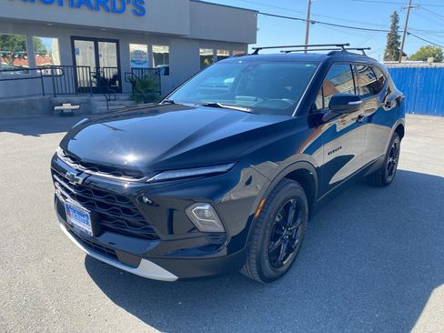 Used 2024 Chevrolet Blazer LT w/ Sound & Technology Package image 9
