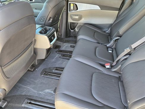 New 2026 Kia Carnival EX image 19