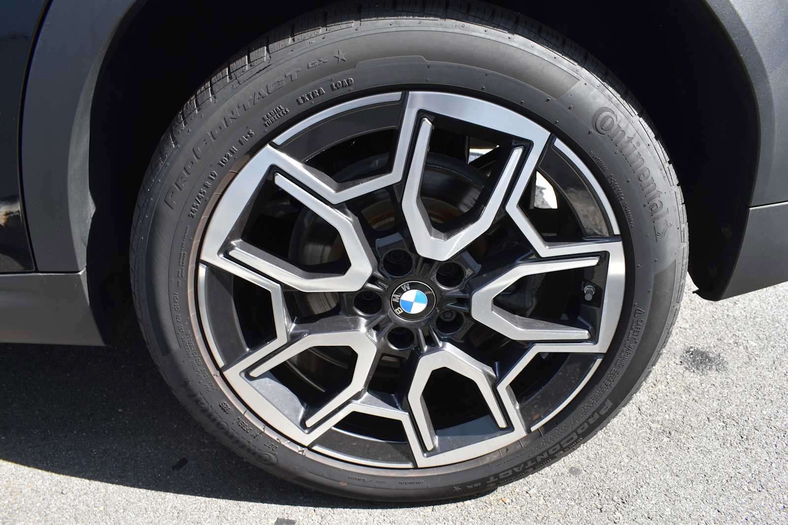 Used 2026 BMW X2 xDrive28i AWD/4WD image 11