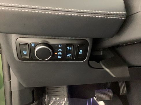 Used 2025 Ford Mustang Mach-E Premium image 26