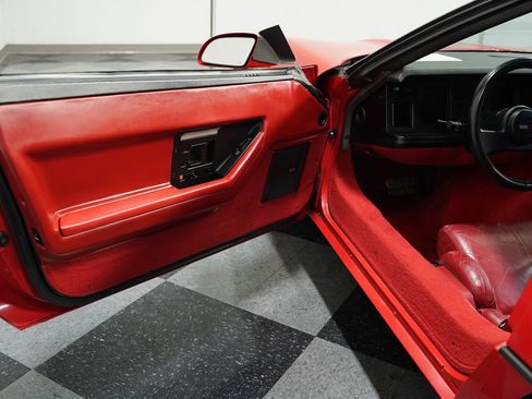 Used 1989 Chevrolet Corvette Coupe image 28