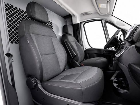Used 2026 RAM ProMaster 2500 w/ Convenience Group FWD image 25