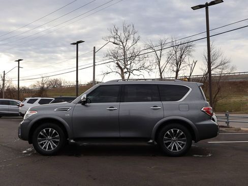 Used 2017 Nissan Armada SL w/ Technology Package image 4
