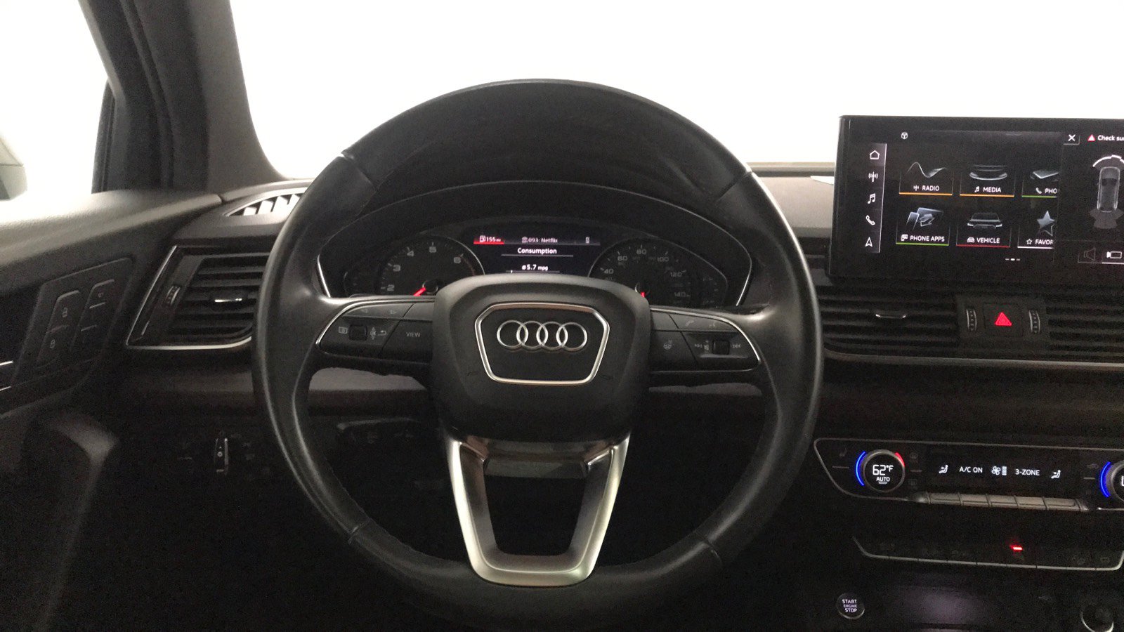 Used 2023 Audi Q5 2.0T Premium w/ Convenience Package AWD/4WD image 18