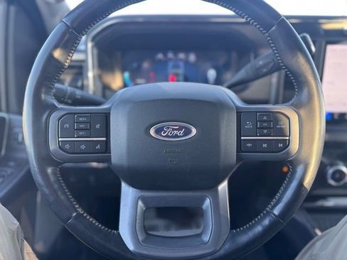 Used 2024 Ford F350 Lariat image 9