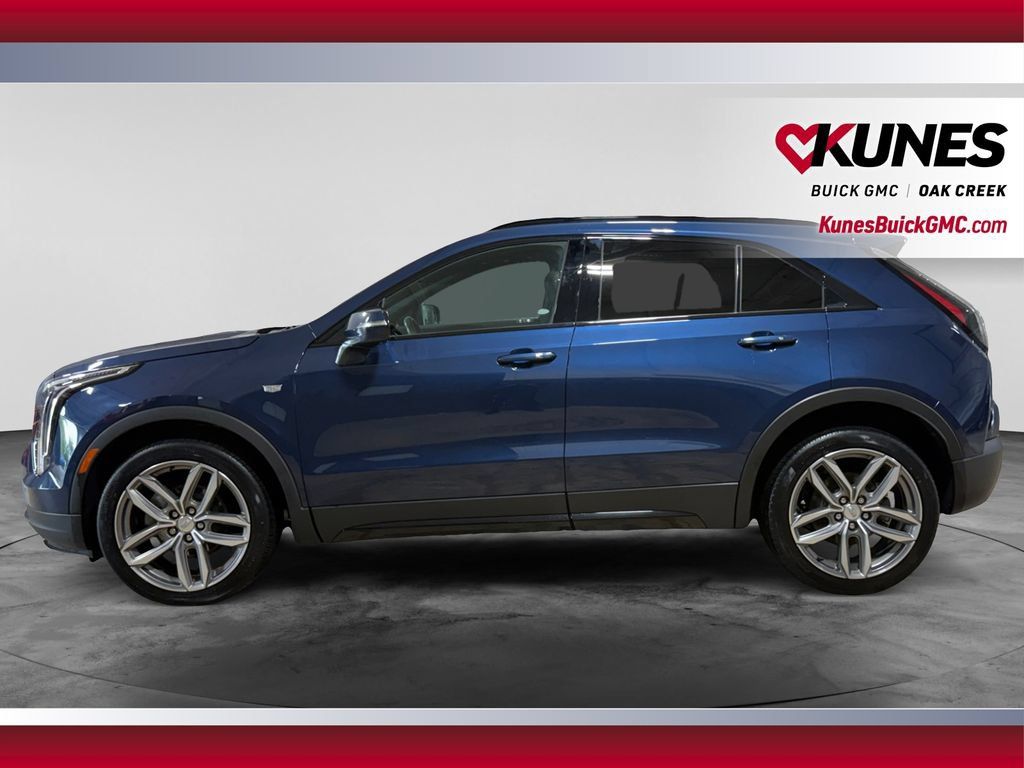 Used 2022 Cadillac XT4 Sport w/ Sun And Sound Package AWD/4WD image 6