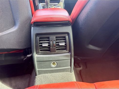 Used 2015 BMW M4 Coupe image 25