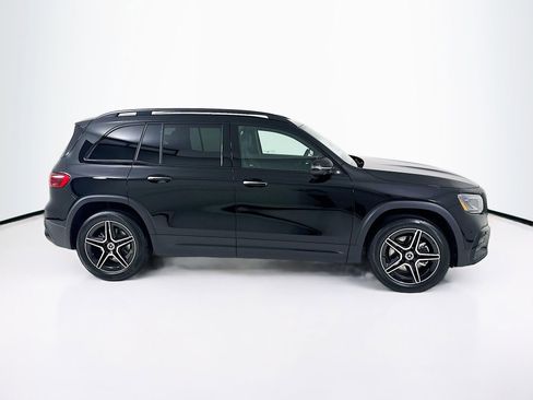 New 2026 Mercedes-Benz GLB 250 4MATIC image 9