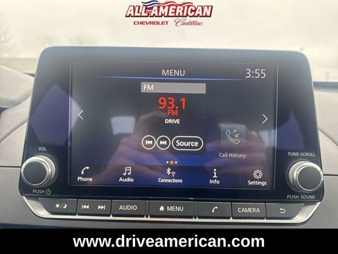 Used 2024 Nissan Altima 2.5 SV image 13