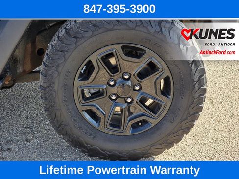 Used 2010 Jeep Wrangler Unlimited Sport image 9