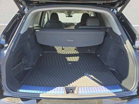 Used 2025 Audi Q5 Premium Plus w/ Premium Plus image 31