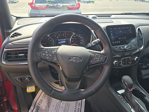 Used 2023 Chevrolet Equinox RS w/ RS Leather Package FWD image 11