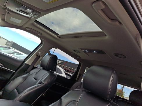 Used 2022 Kia Telluride S image 15