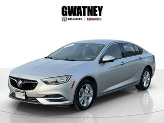 Used 2018 Buick Regal Preferred video 2