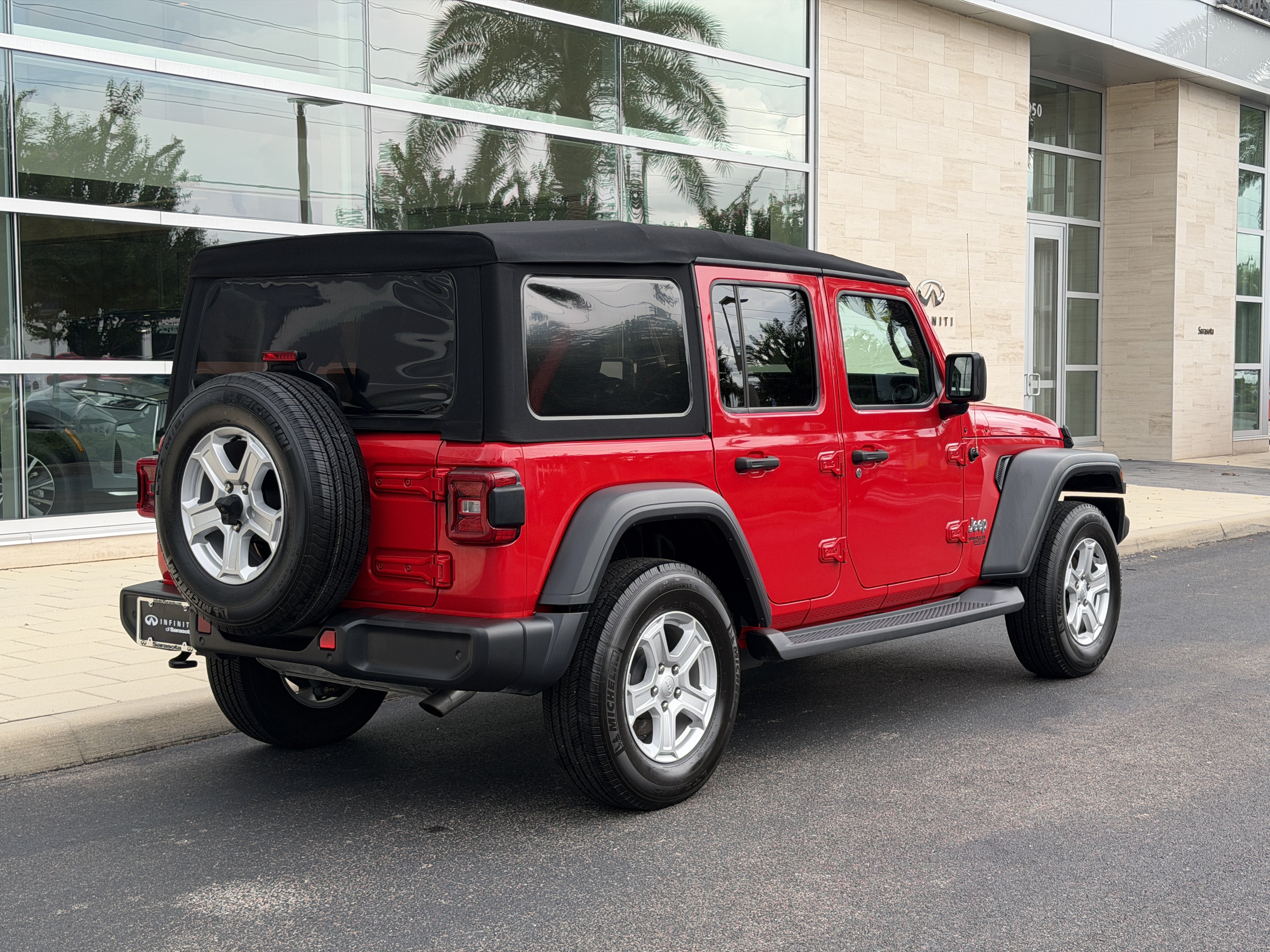Used 2020 Jeep Wrangler Unlimited Sport S AWD/4WD image 7