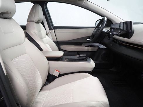 Used 2023 Nissan Ariya Empower+ image 15