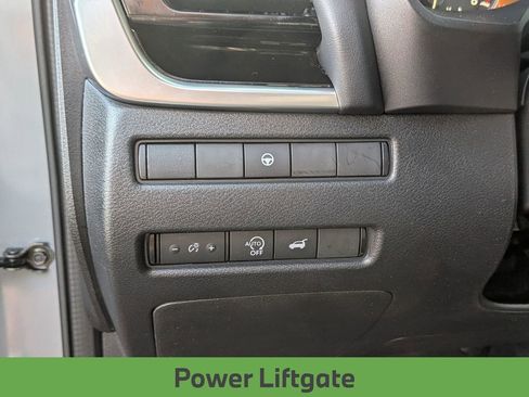 Used 2023 Nissan Rogue SL w/ SL Premium Package image 17