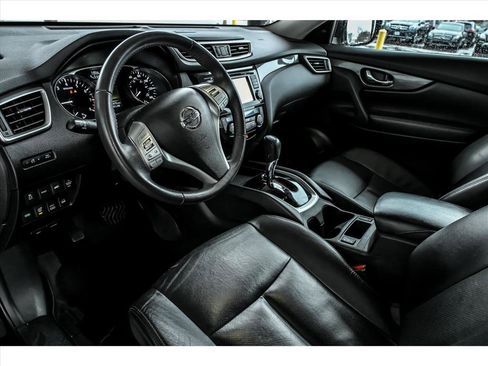 Used 2015 Nissan Rogue SL w/ SL Premium Package image 10