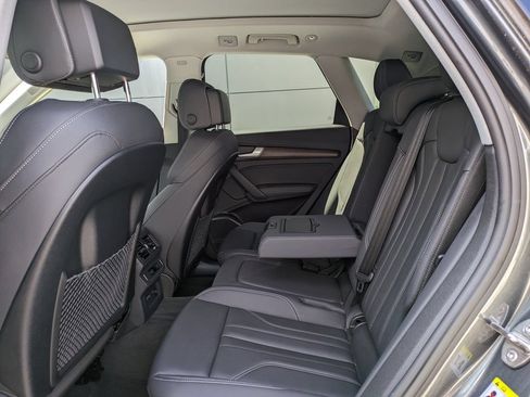 Used 2025 Audi Q5 e Premium Plus w/ Premium Plus Package AWD/4WD image 13