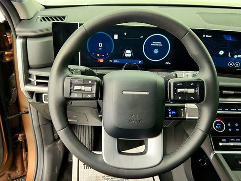 Used 2024 Hyundai Santa Fe Limited image 13