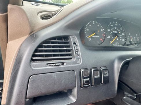 Used 1995 MAZDA MX6 FWD image 25
