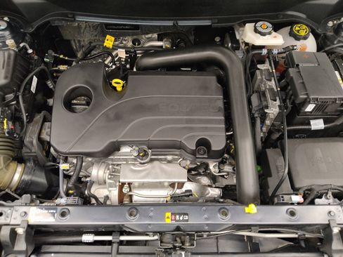 Used 2023 Chevrolet Equinox LT FWD image 30