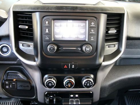 Used 2020 RAM 3500 Lone Star image 27