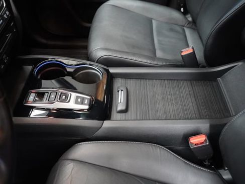 Used 2022 Honda Pilot Touring image 39