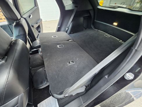 Used 2023 Ford Escape ST-Line AWD/4WD image 18