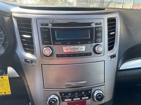 Used 2013 Subaru Outback 2.5i Premium image 13