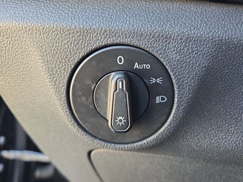 Used 2019 Volkswagen Jetta S image 21