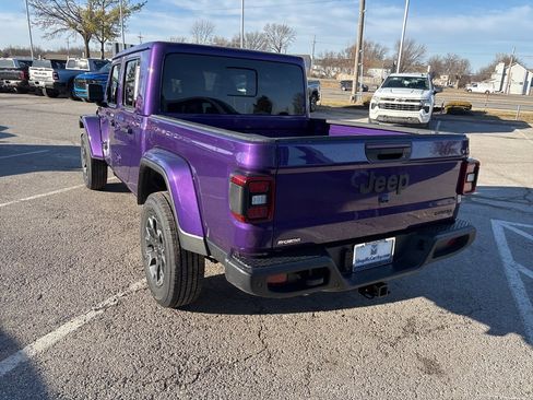 New 2026 Jeep Gladiator Sport image 24