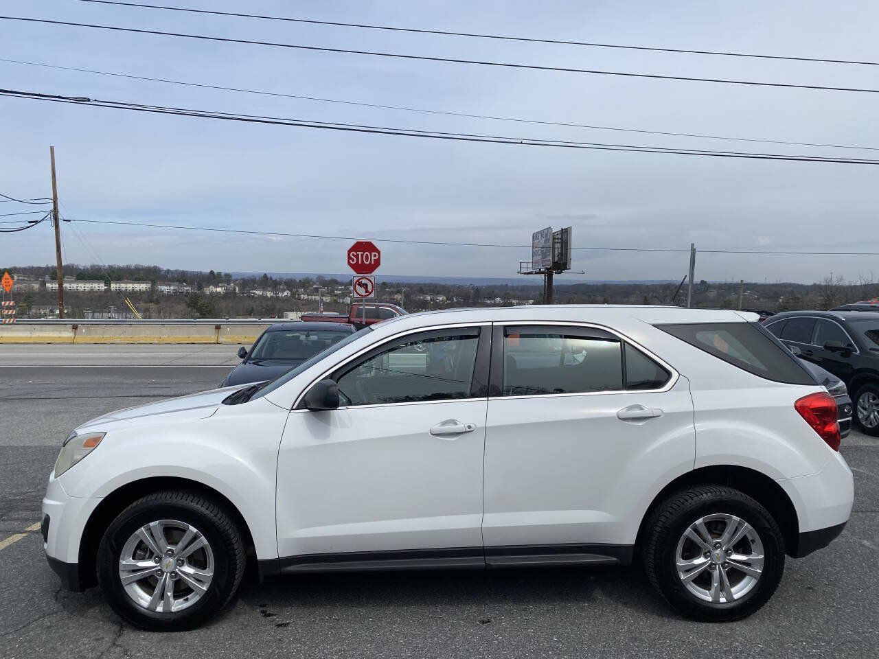 Used 2014 Chevrolet Equinox LS AWD/4WD image 8