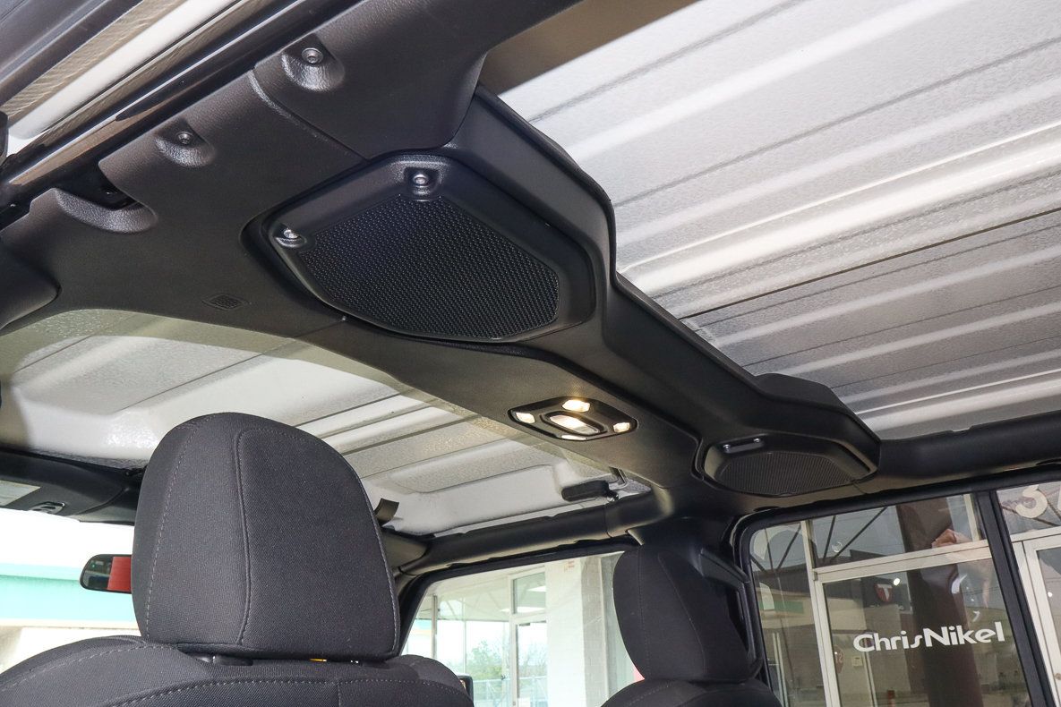 Used 2021 Jeep Wrangler Unlimited Sport AWD/4WD image 9