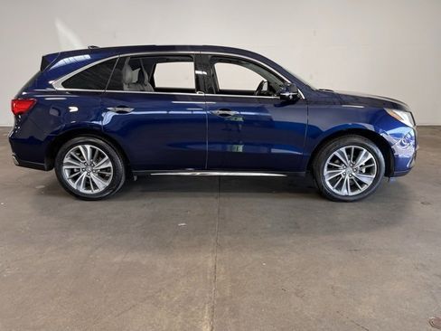 Used 2017 Acura MDX FWD w/ Technology Package image 2