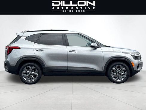 Used 2024 Kia Seltos S FWD image 3
