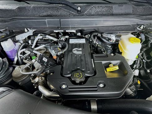 New 2026 RAM 2500 Limited image 18