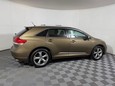 Used 2012 Toyota Venza LE w/ LE Convenience Pkg AWD/4WD image 7