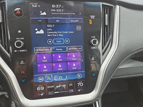 Used 2022 Subaru Outback Premium image 22