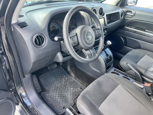Used 2017 Jeep Patriot Sport w/ Power Value Group AWD/4WD image 11