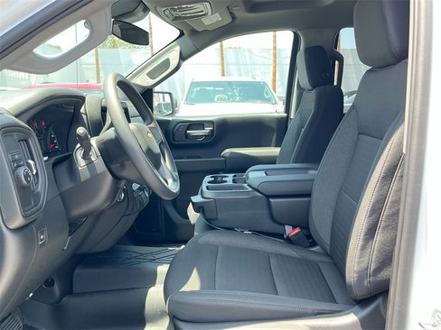 New 2025 Chevrolet Silverado 1500 Custom image 19