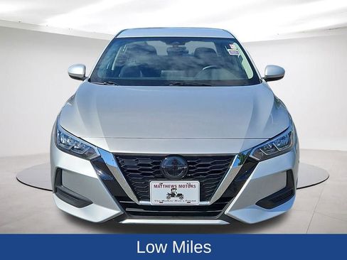 Used 2023 Nissan Sentra SV image 2