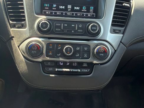 Used 2019 Chevrolet Tahoe 4WD image 21