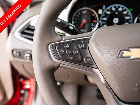 Used 2024 Chevrolet Malibu LT FWD image 15