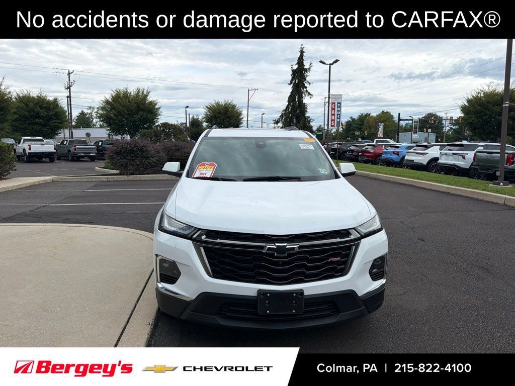 Certified 2023 Chevrolet Traverse RS AWD/4WD image 2