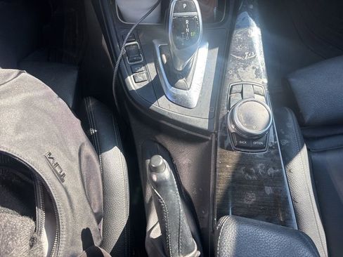 Used 2017 BMW 340i xDrive Sedan image 11