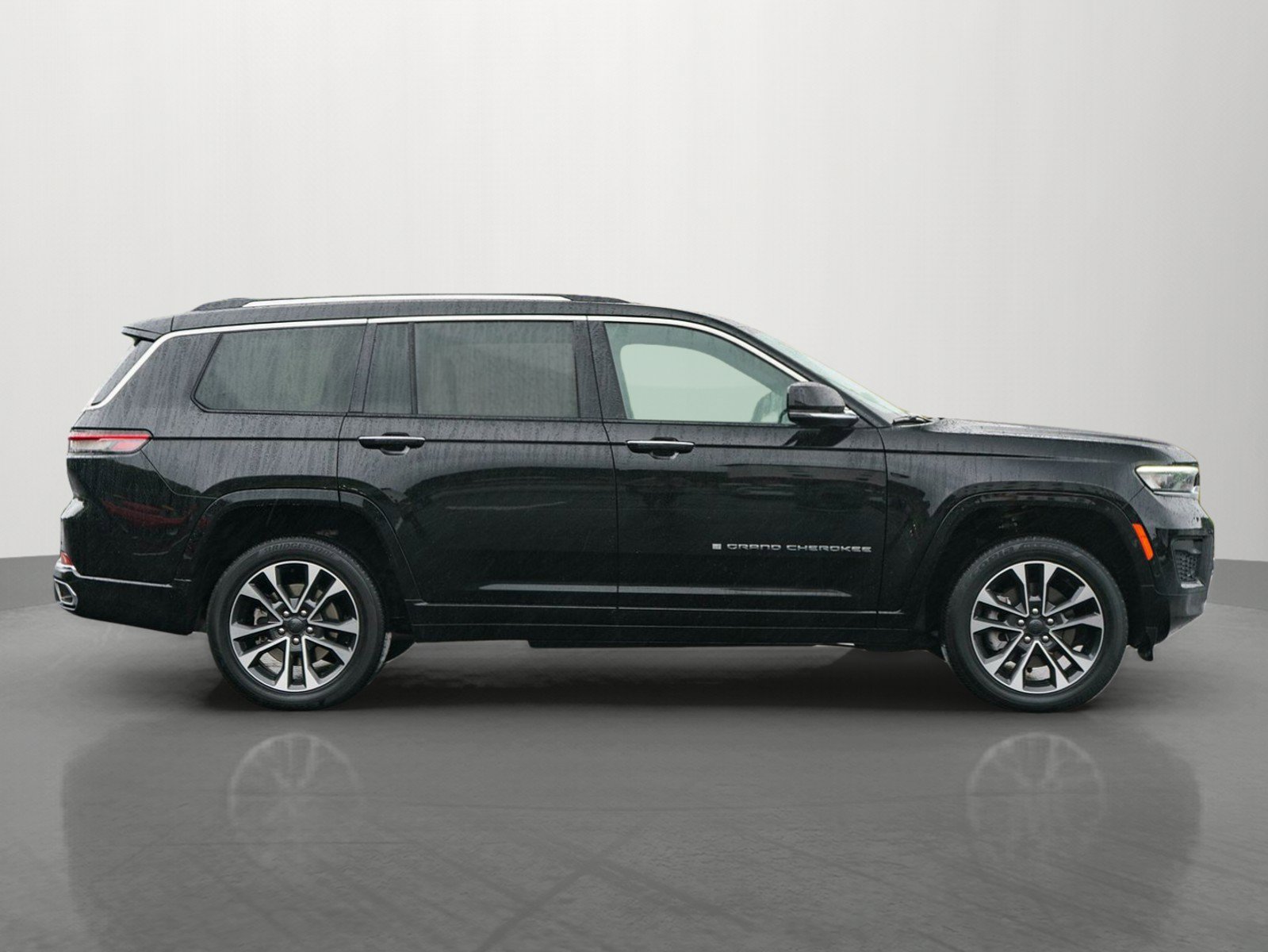 Used 2023 Jeep Grand Cherokee L Overland AWD/4WD image 8